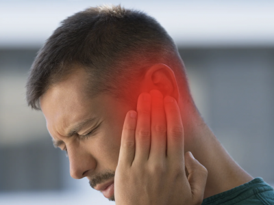 Dor no ouvido da criança: quando pensar em Otite externa?